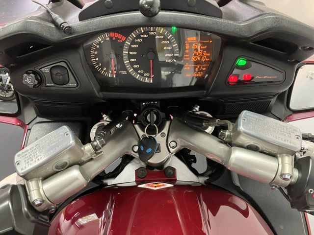 honda - st-1300-pan-european