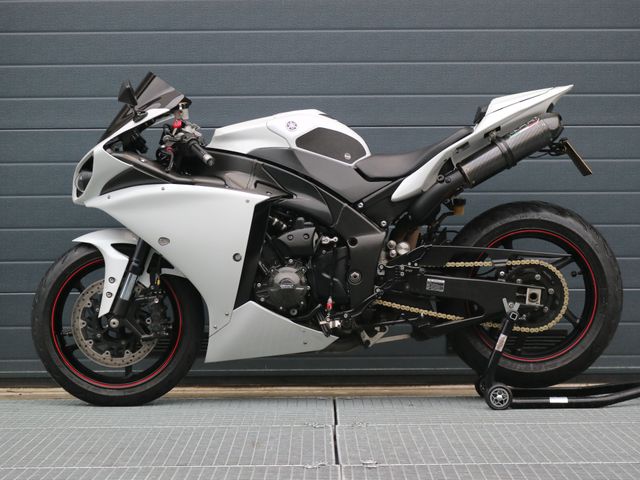 yamaha - yzf-r1