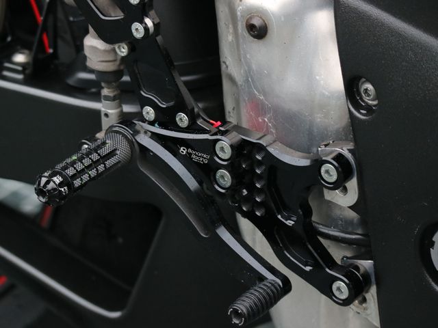 yamaha - yzf-r1