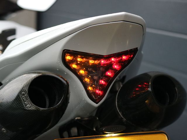yamaha - yzf-r1
