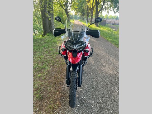 triumph - tiger-800-xca