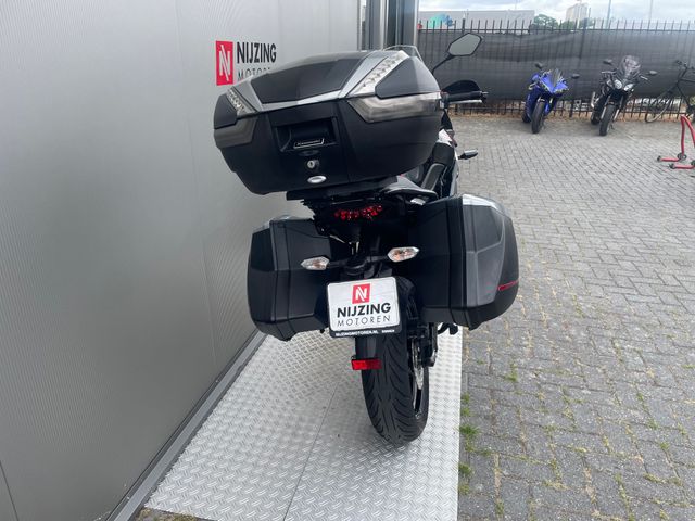 kawasaki - versys-650-grand-tourer