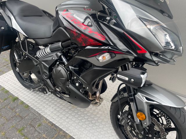 kawasaki - versys-650-grand-tourer
