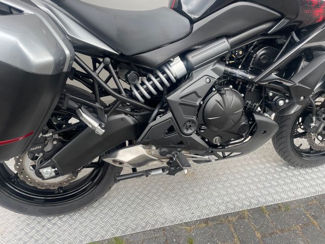 kawasaki - versys-650-grand-tourer