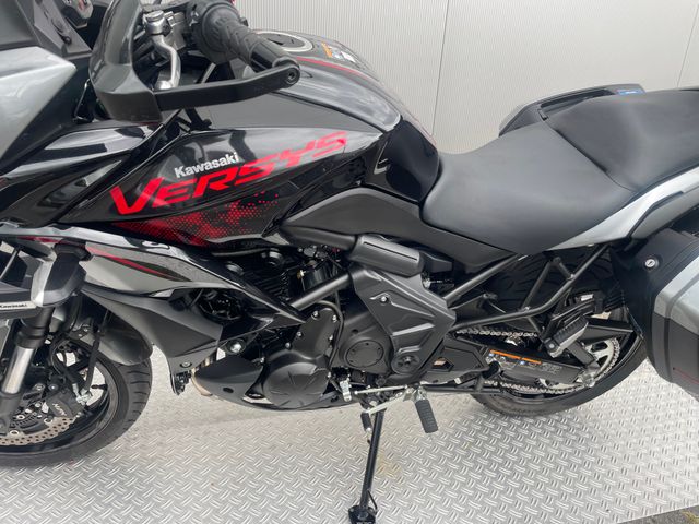 kawasaki - versys-650-grand-tourer
