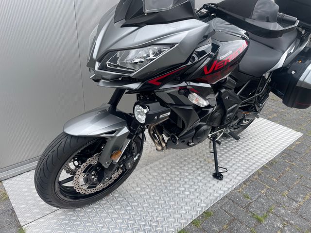 kawasaki - versys-650-grand-tourer