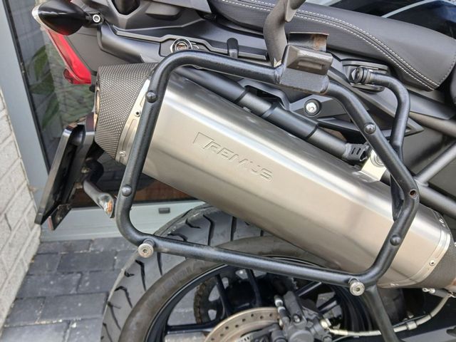 triumph - tiger-800-xrx