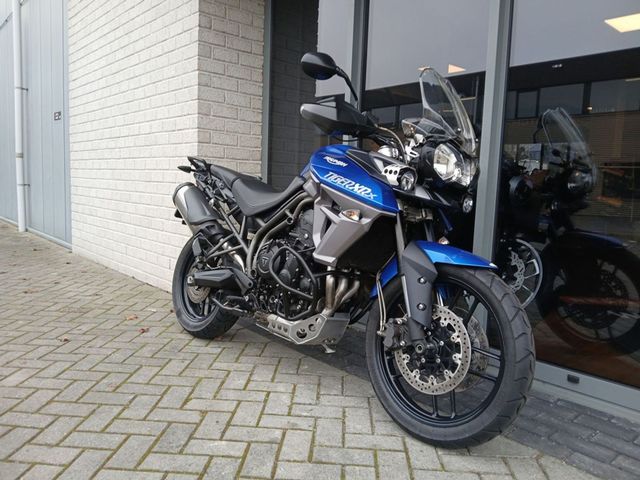 triumph - tiger-800-xrx