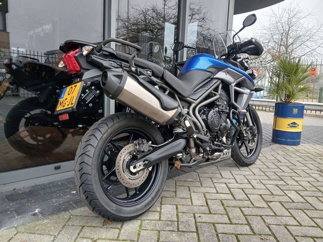 triumph - tiger-800-xrx