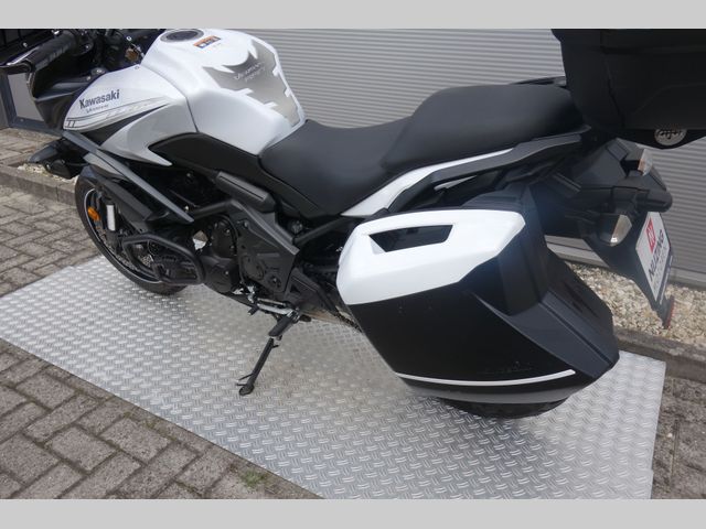 kawasaki - versys-650-grand-tourer