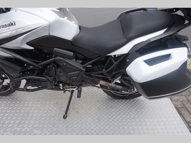 kawasaki - versys-650-grand-tourer
