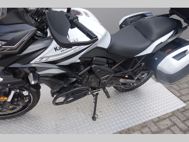 kawasaki - versys-650-grand-tourer
