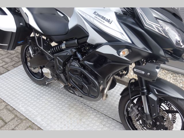 kawasaki - versys-650-grand-tourer