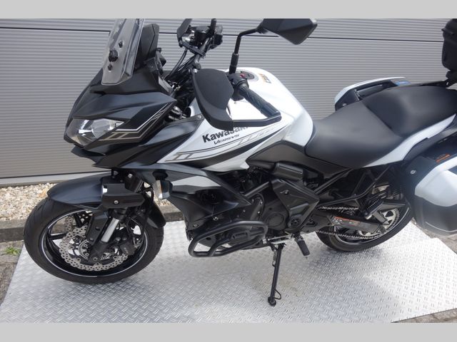 kawasaki - versys-650-grand-tourer