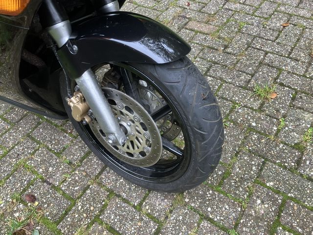 honda - vfr-750-f