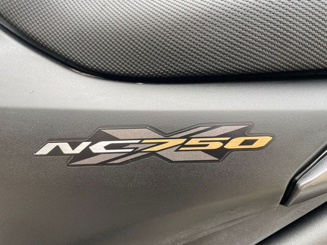 honda - nc-700-x-dct