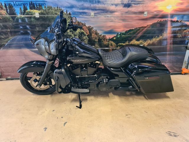 harley-davidson - electra-glide-ultra-classic-flhtcu