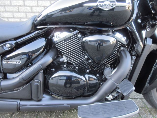 suzuki - vl-1500-lc-intruder