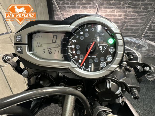 triumph - tiger-800-xcx