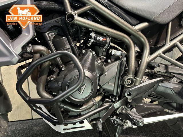 triumph - tiger-800-xcx