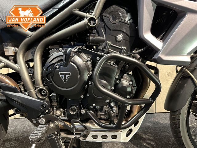 triumph - tiger-800-xcx