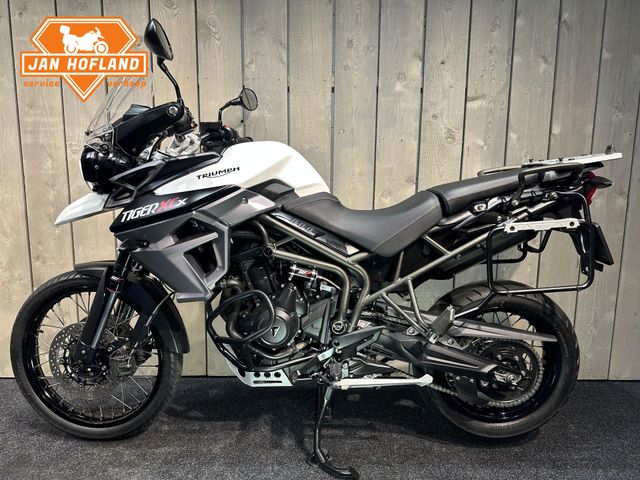 triumph - tiger-800-xcx