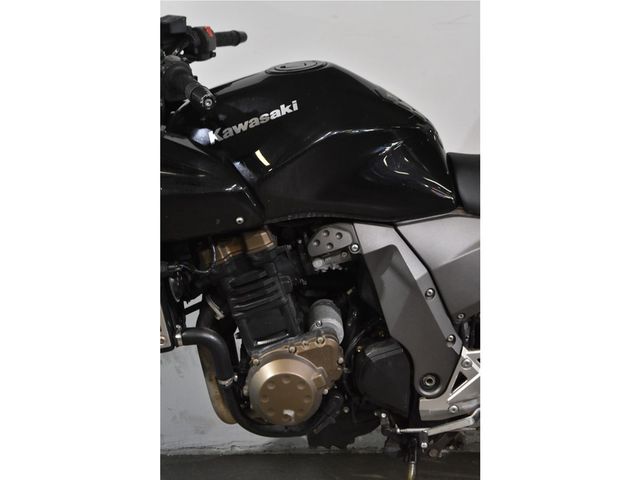 kawasaki - z-750-s