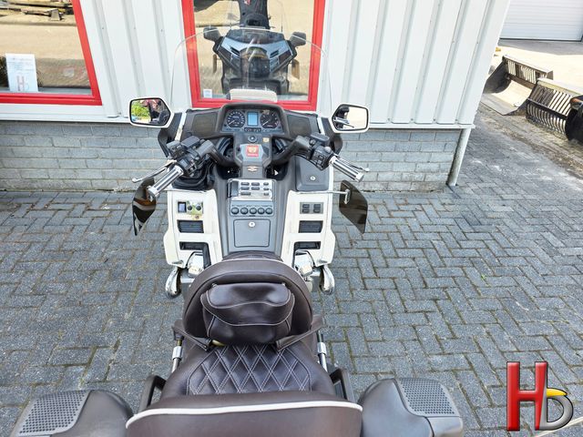 honda - gl-1500-se-goldwing