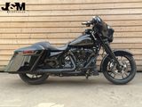 HARLEY-DAVIDSON STREET GLIDE SPECIAL FLHXS