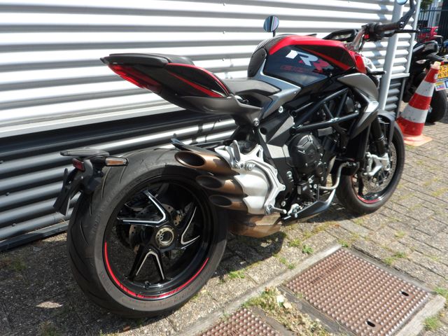 mv-agusta - brutale-800-rr