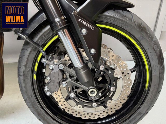 kawasaki - z900-performance