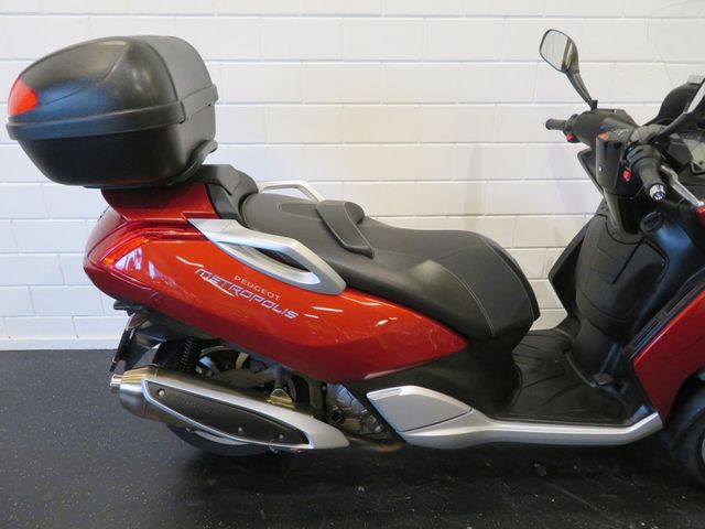 peugeot - metropolis-400