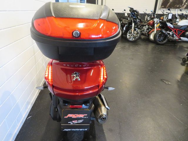 peugeot - metropolis-400