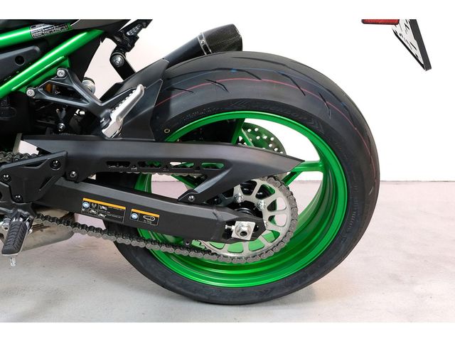 kawasaki - z900-se-performance
