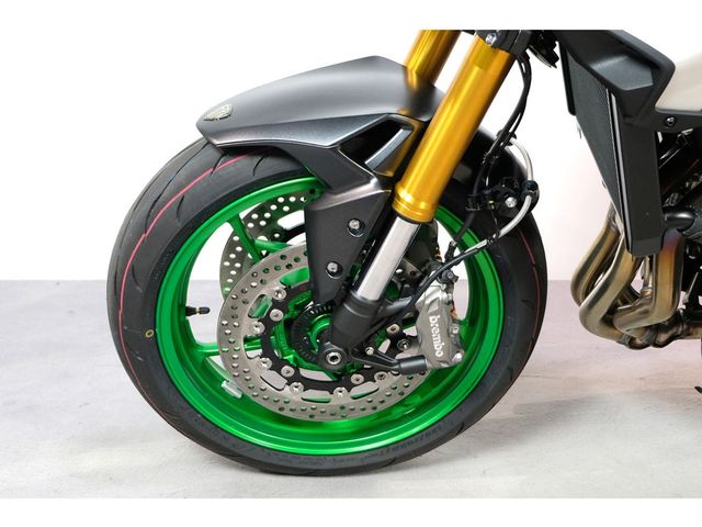 kawasaki - z900-se-performance