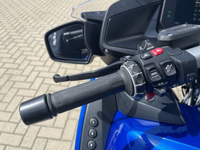 bmw - r-1250-rt