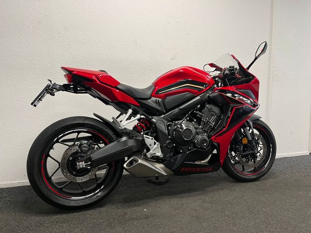 honda - cbr-650-r