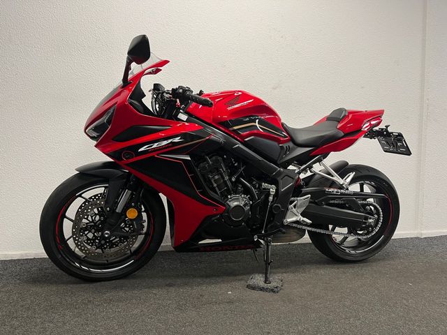 honda - cbr-650-r
