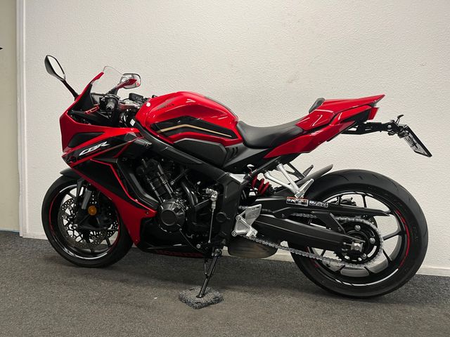 honda - cbr-650-r