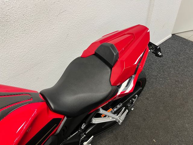 honda - cbr-650-r
