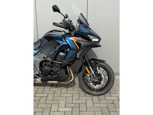 kawasaki - versys-1100-s-tourer