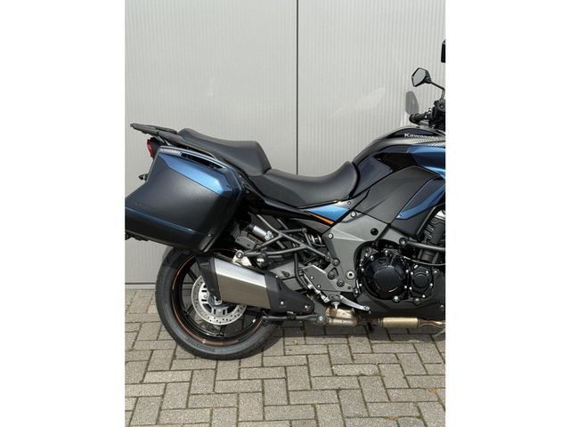 kawasaki - versys-1100-s-tourer