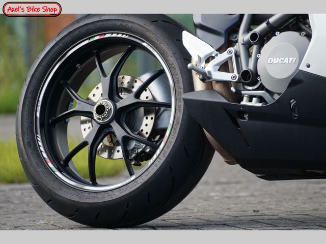 ducati - 848
