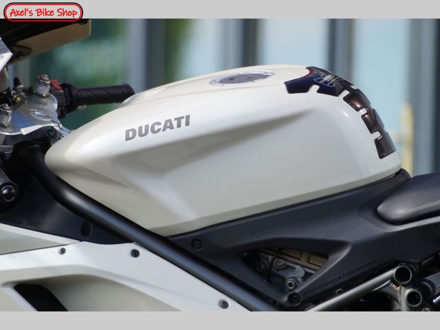 ducati - 848