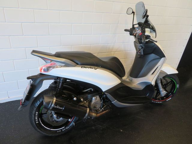 piaggio - beverly-350-police