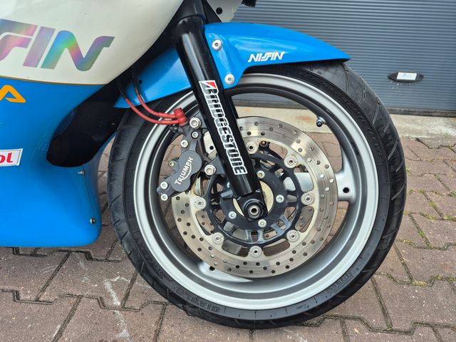 triumph - tt-600