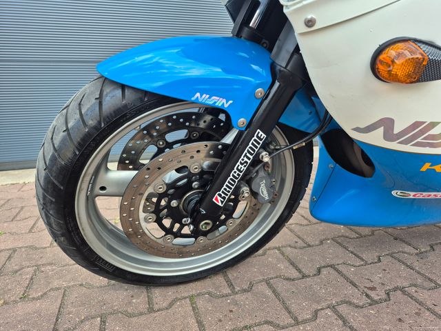 triumph - tt-600