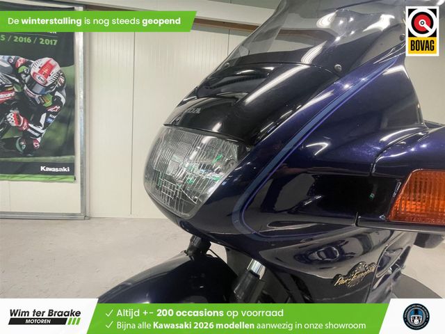 honda - st-1100-pan-european