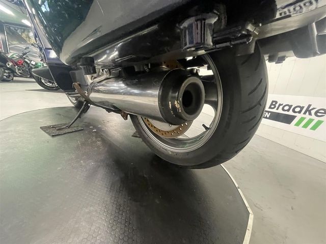 honda - st-1100-pan-european