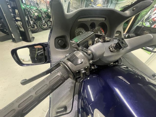 honda - st-1100-pan-european